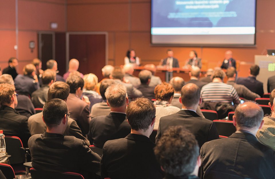 Article Featured Image - 5 Corporate Events Mistakes to Avoid During Planning!